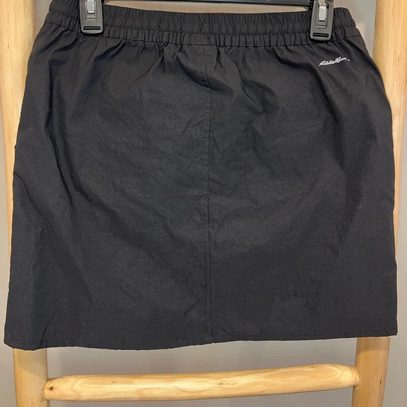 ✨Eddie Bauer Tulip Hem Skort XS black - Picture 4 of 10